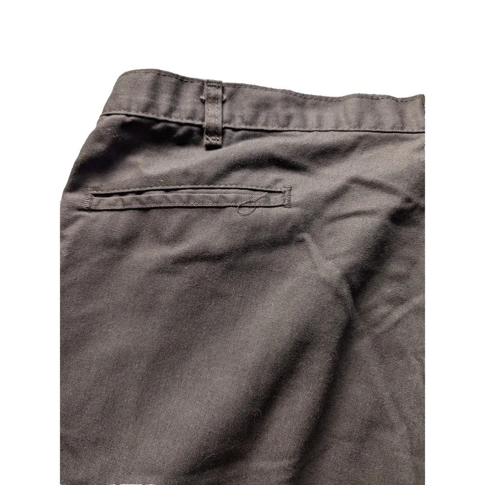 DICKIES MENS 42 WAIST LOOSE FIT SHORTS DK BROWN 13